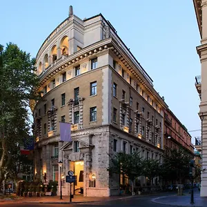 Ξενοδοχείο Grand Palace