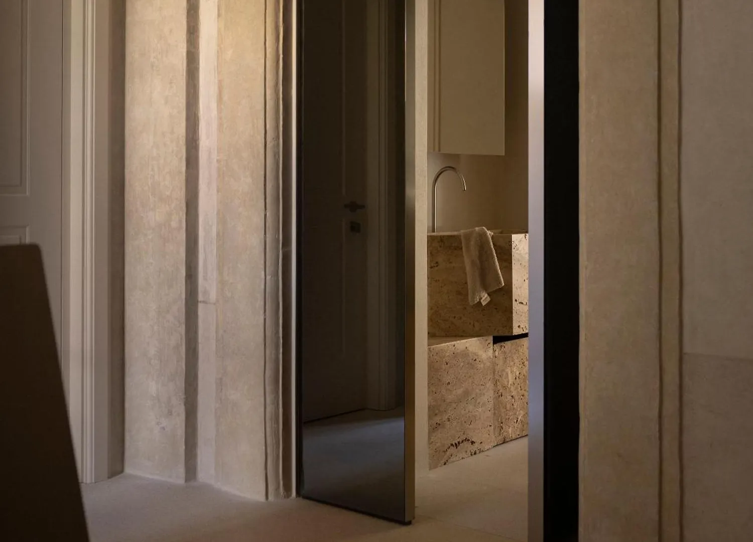 Nomos Hotel ローマ